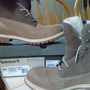 Timberland Tedy Boots 9.5 Green